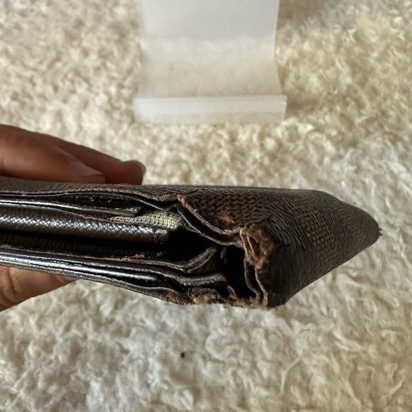 Louis Vuitton Damier Ebene Men’s bifold Wallet - Picture 6 of 12